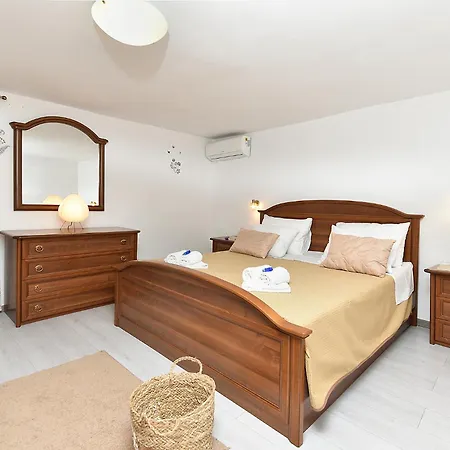 House Kanizela 2418 Nyaraló *