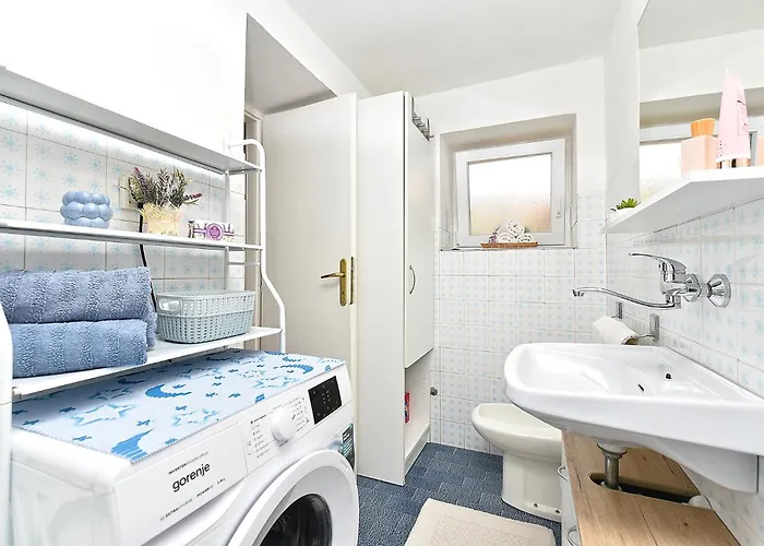 House Kanizela 2418 Vakantiehuis