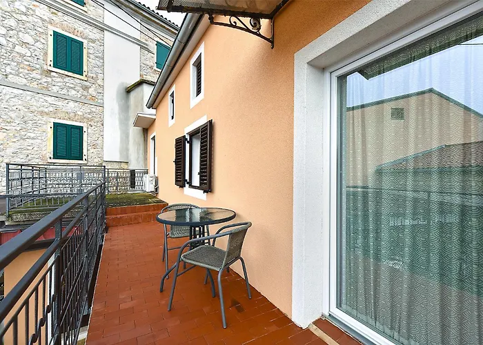 Vakantiehuis House Kanizela 2418 *