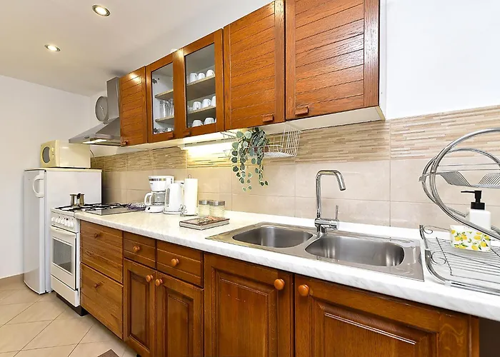 House Kanizela 2418 Vakantiehuis Nova Vas (Porec)