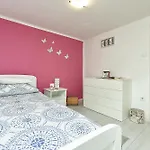 House Kanizela 2418 Nyaraló Nova Vas