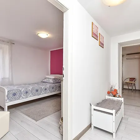 House Kanizela 2418 Nova Vas (Porec)