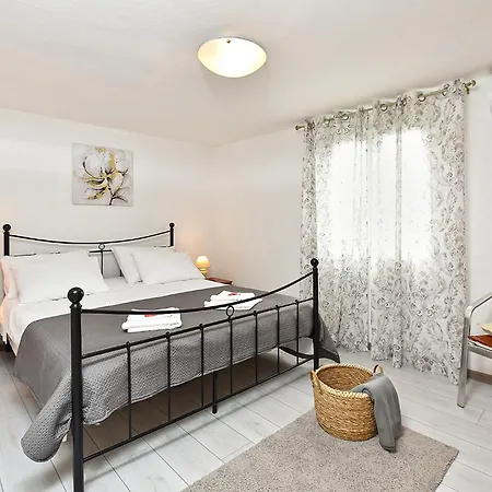 Holiday home House Kanizela 2418 *