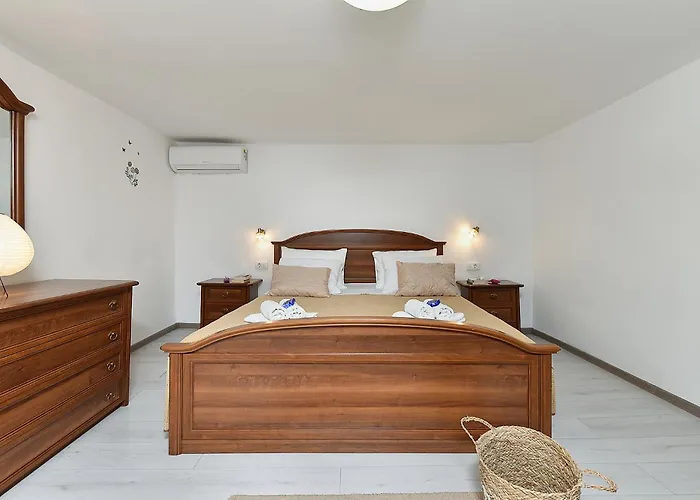 House Kanizela 2418 Holiday home